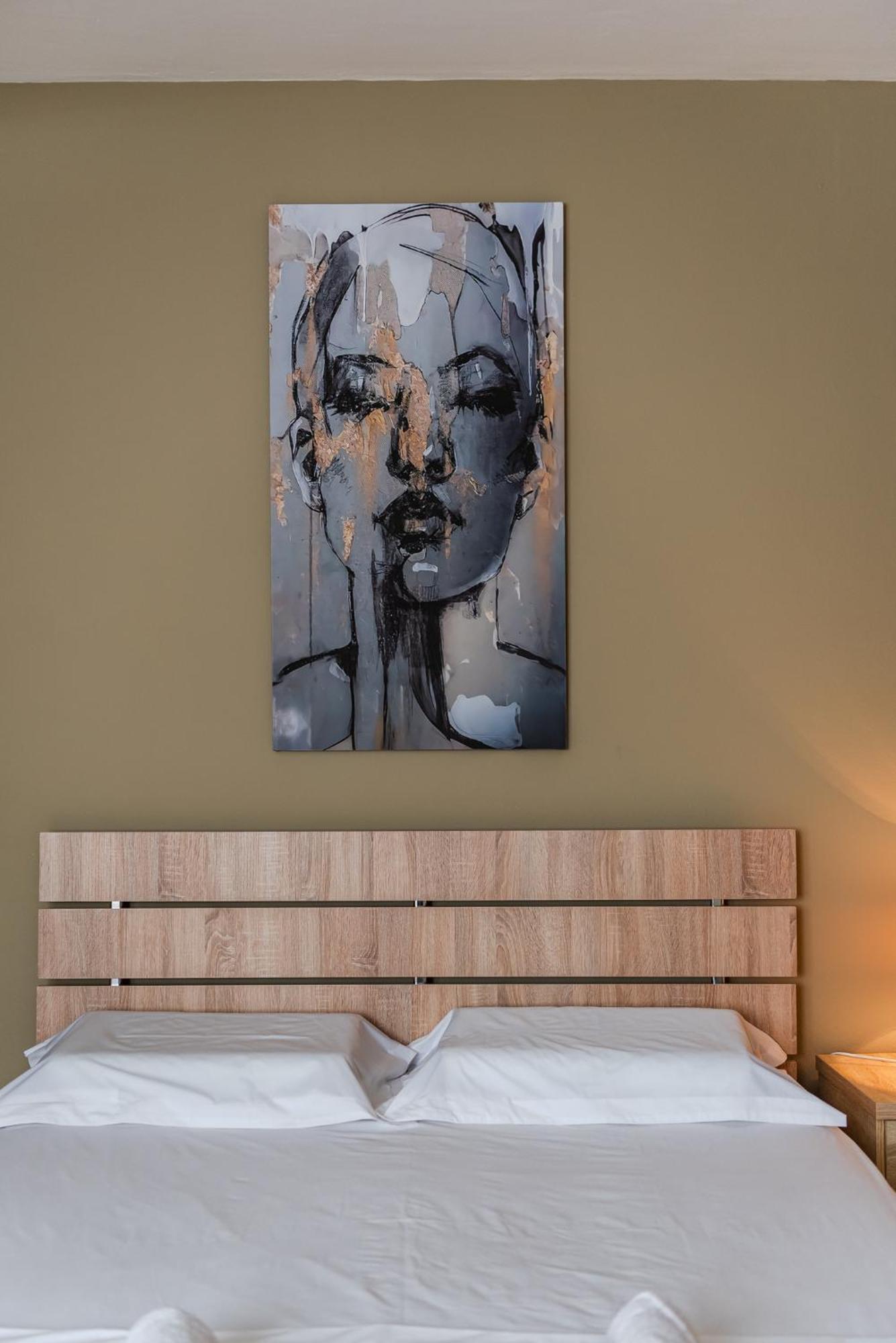 City Center Apartments By Kondo Stays Vlore Ngoại thất bức ảnh
