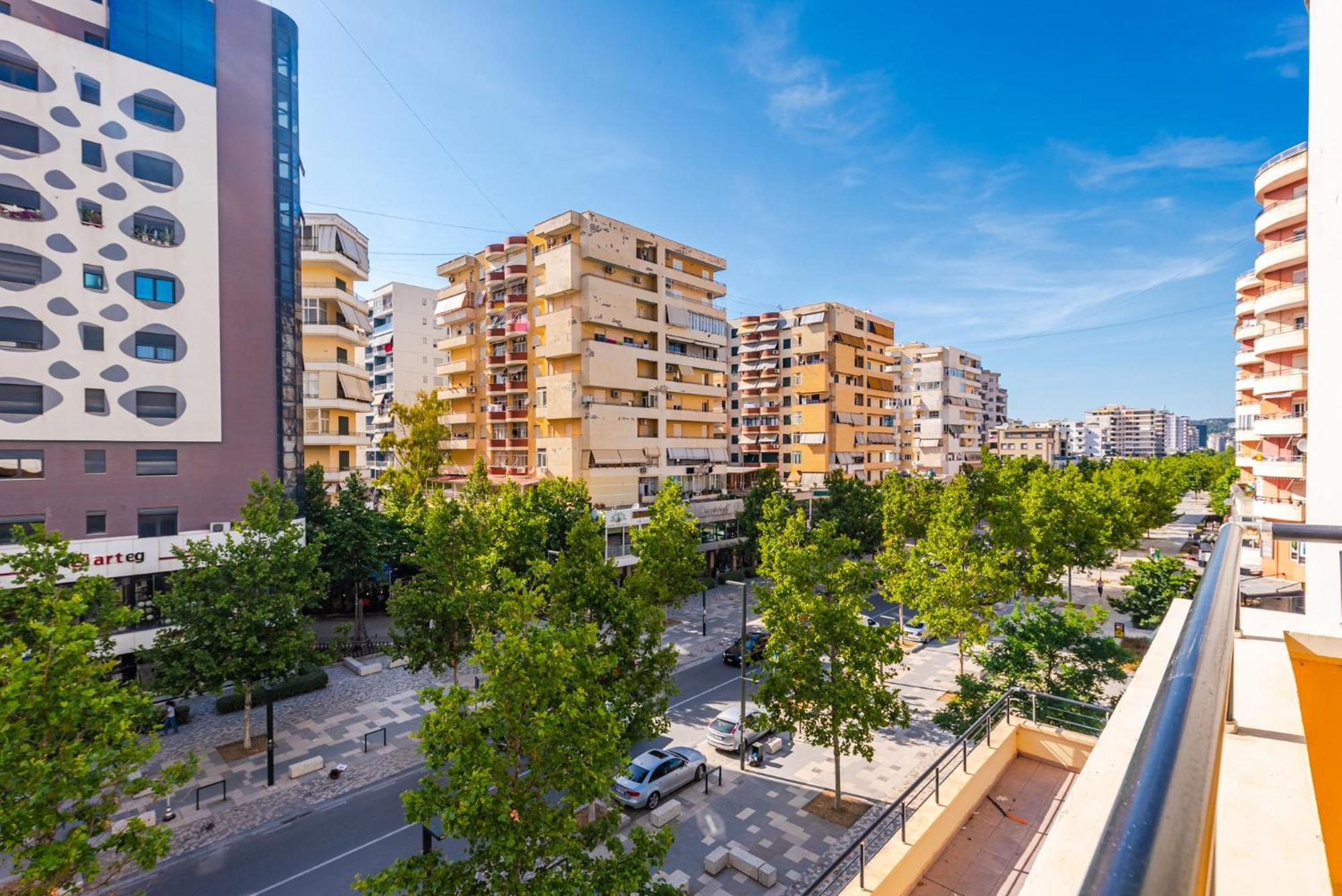 City Center Apartments By Kondo Stays Vlore Ngoại thất bức ảnh